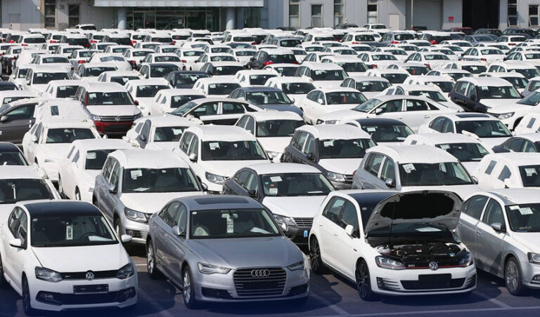 China Car Sales Surge after Subsidies